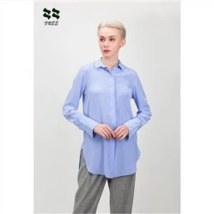 Ümmargune pluus külgmise piluga